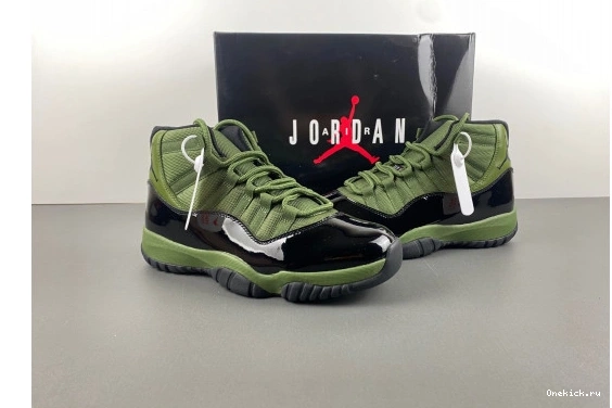 11 CT8012-300 CT8012-300 Military Retro Trendy Green Jordan 599  0613